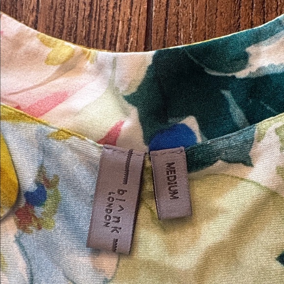 Anthropologie Bl-nk London Stephanie Top Green Floral Size Medium EUC - Picture 5 of 9